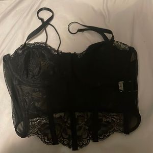 black corset top! i love the top it’s just too small for me sadly worn once !